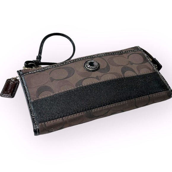 Coach Wristlet Wallet - Picture 3 of 15
